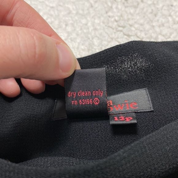 Cynthia Howie Vintage Black Open Pleated Round Neck Shift Dress Size 12P - Picture 10 of 12